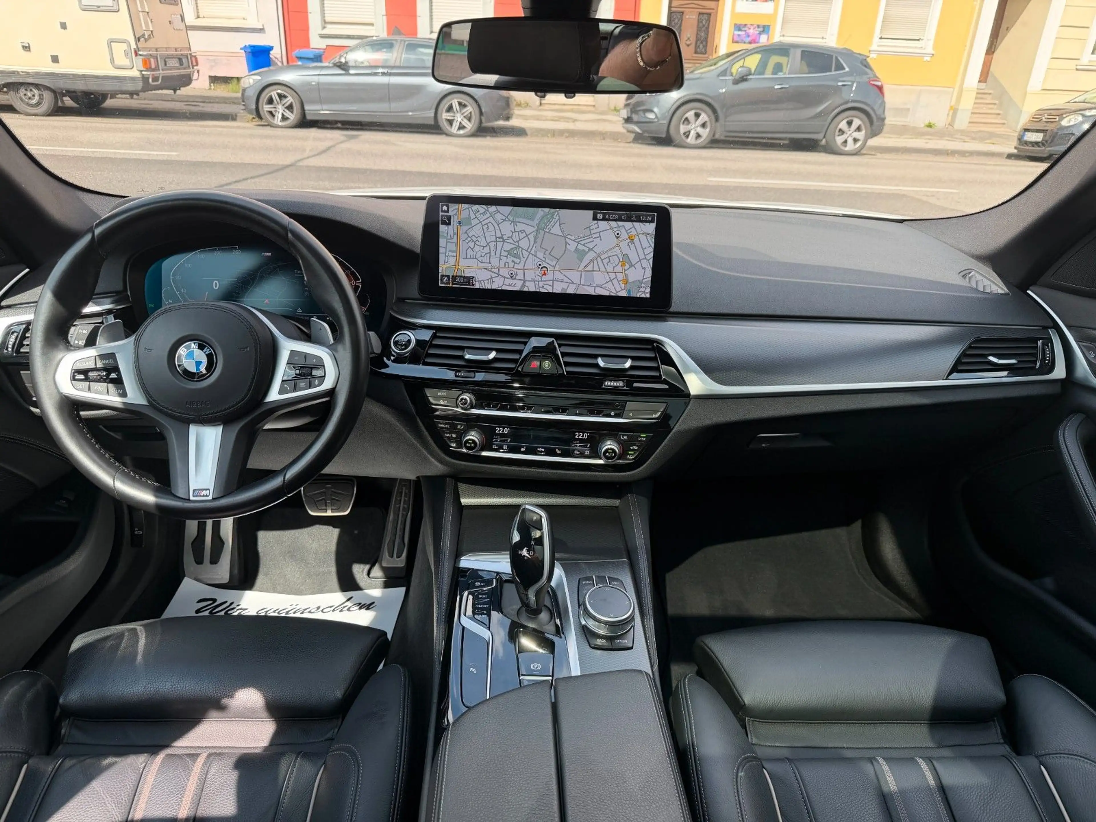 BMW 540 d Touring xDrive M Sport AHK PANO HUD LEDER — photo 11