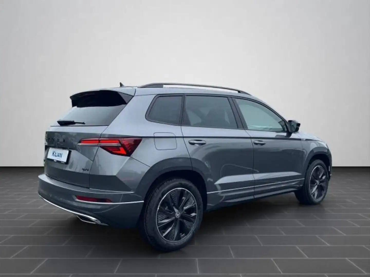 Skoda Karoq Sportline 2,0 TDI 4x4 DSG NAVI STANDHZG KA Grau - 2