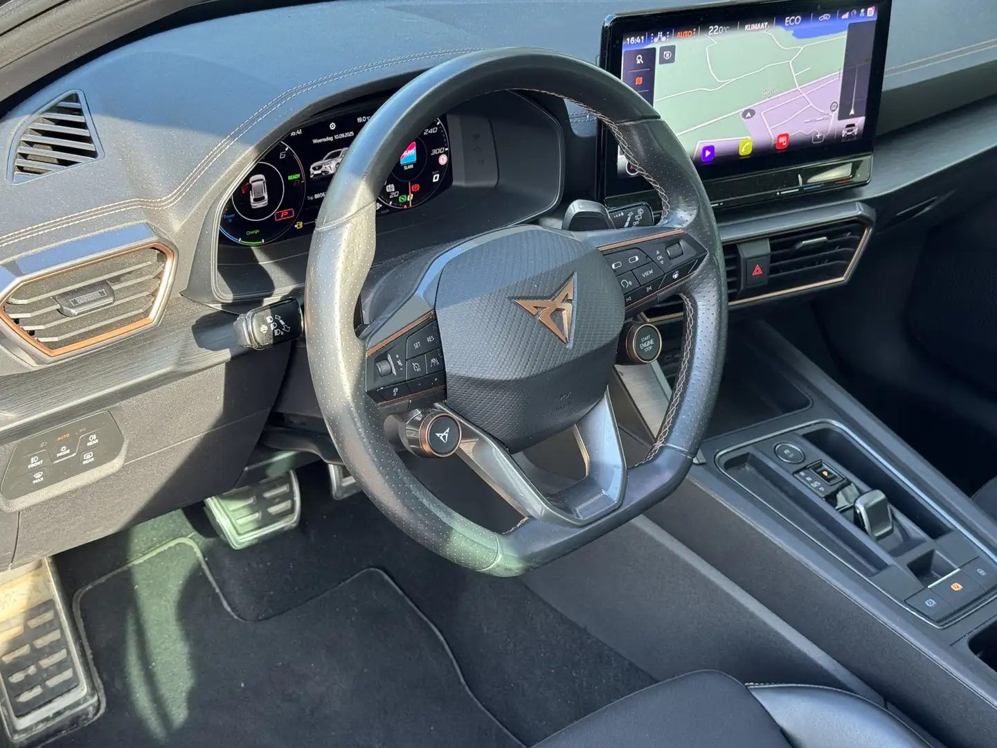 CUPRA Formentor 1.4 e-Hybrid VZ Performance | Trekhaak | Pano | Ke Vert - 2