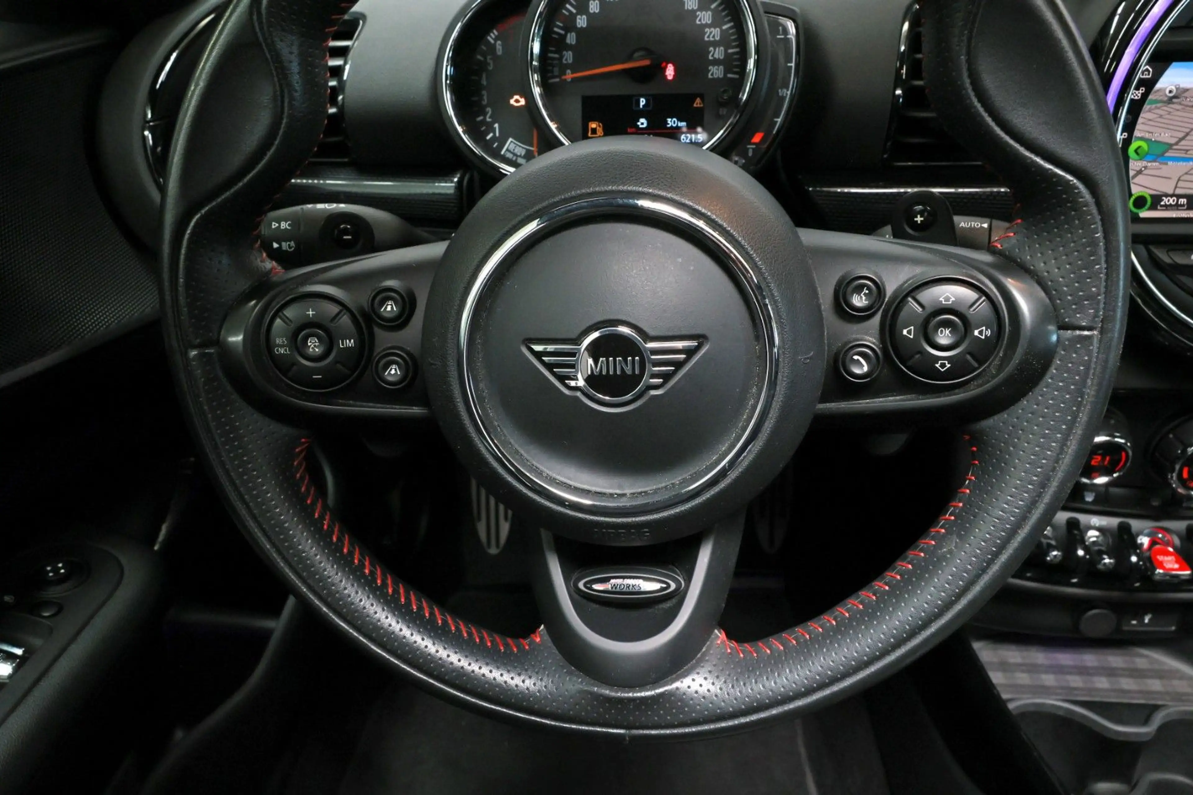 MINI Cooper S Clubman All4 JCW Trim LED Navi HUD Pano — photo 13