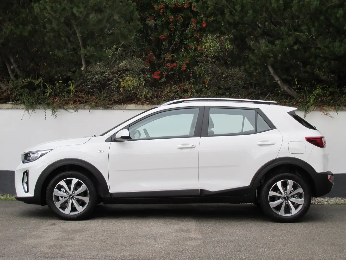Kia Stonic 1,0 TGDI GPF ISG Silber Wit - 2