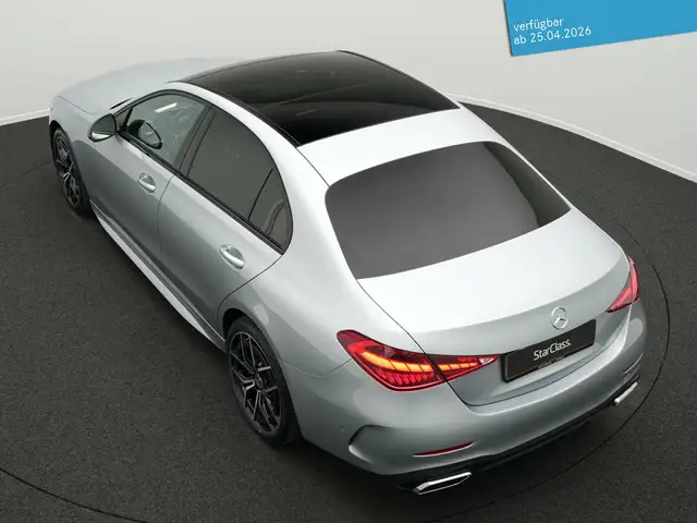 Mercedes-Benz C-Class view 13