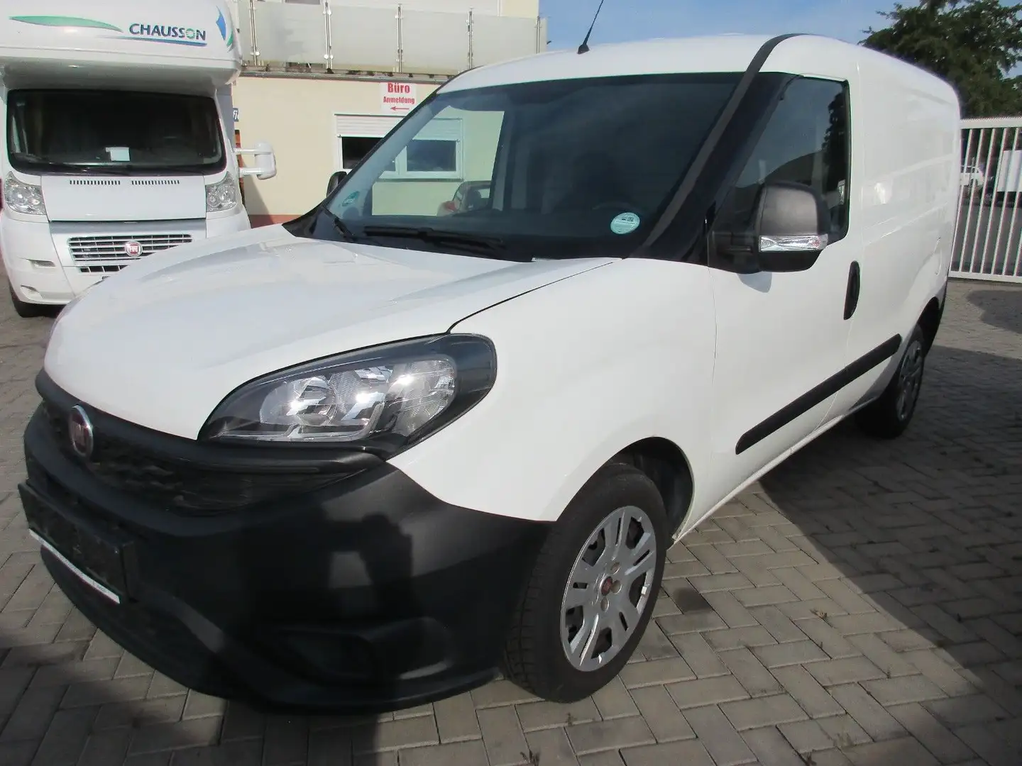Fiat Doblo 1.3 D Kasten*Pharmaausbau*GDP Van 5`-24' Weiß - 1