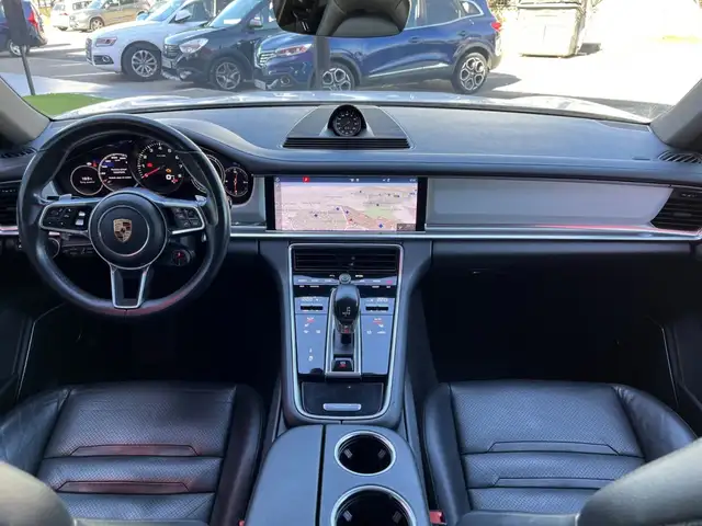 Porsche Panamera view 15