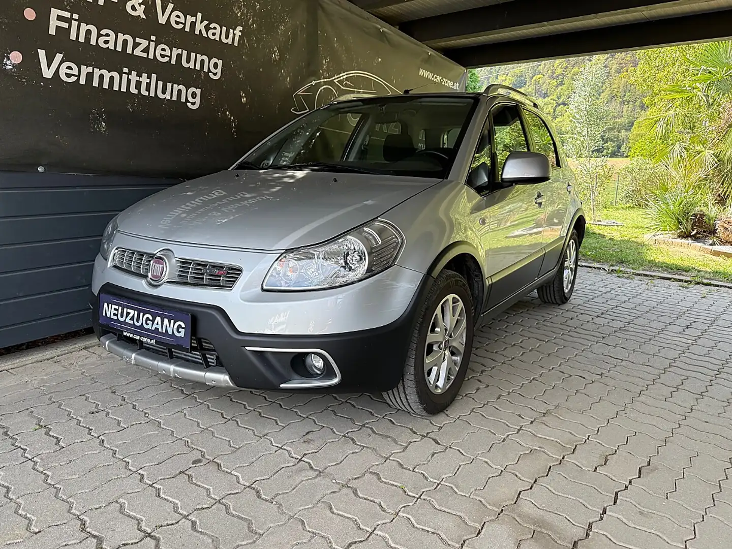 Fiat Sedici 2,0 JTD Multijet 135 *Allrad*AHV*Sitzheizung*Mu... Grau - 1