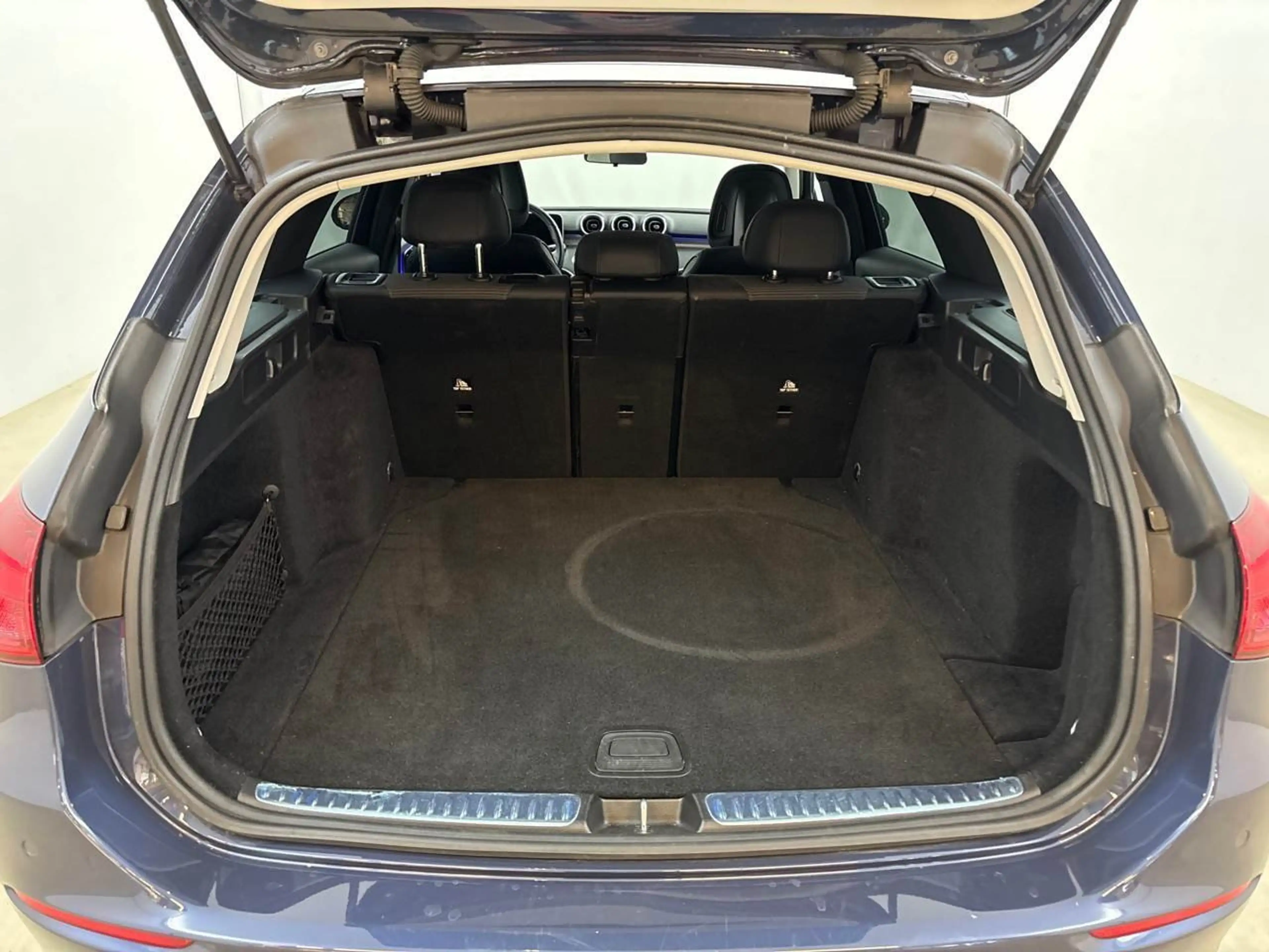 Mercedes-Benz C 220 d T Avantgarde AHK El.Heckkl. Key LED — photo 13