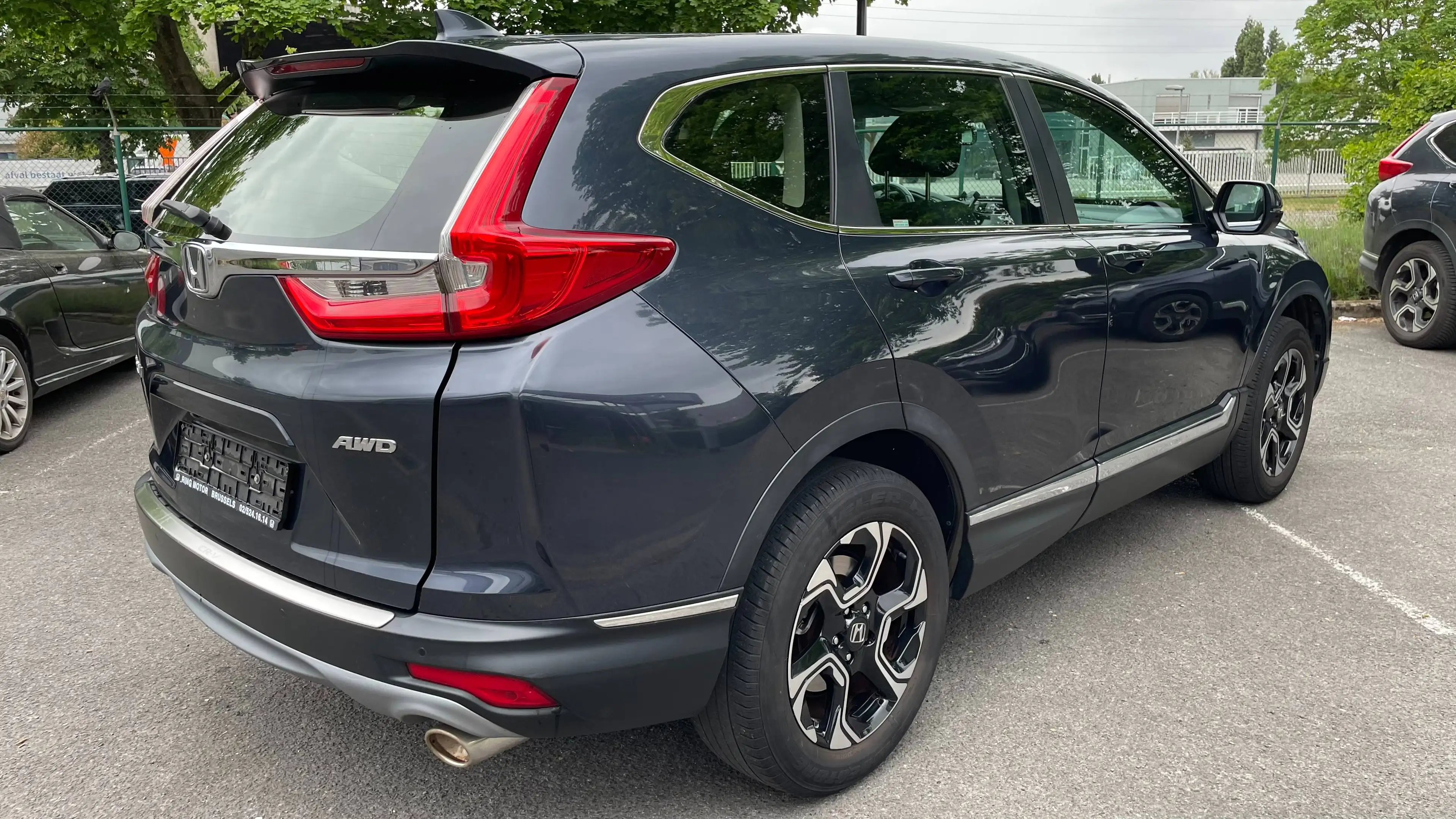 Honda CR-V CR-V 1.5 VTEC Turbo AWD Elegance Deuren beschadigd — photo 4