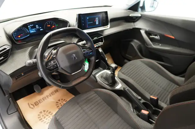 Peugeot 2008 view 13