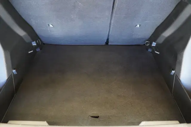 Peugeot 2008 view 17