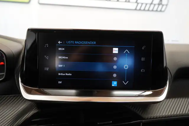 Peugeot 2008 view 30