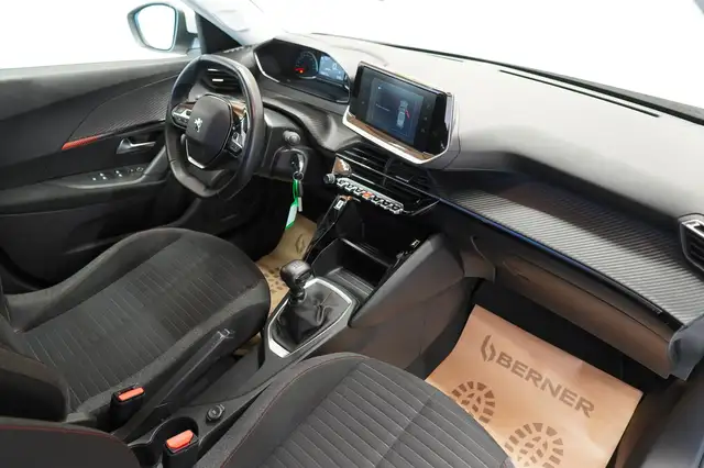 Peugeot 2008 view 19