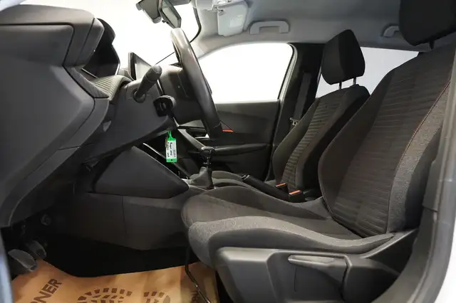 Peugeot 2008 view 14