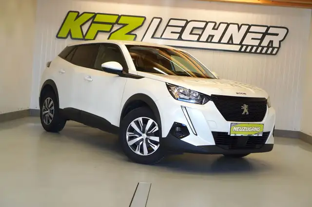Peugeot 2008 view 3