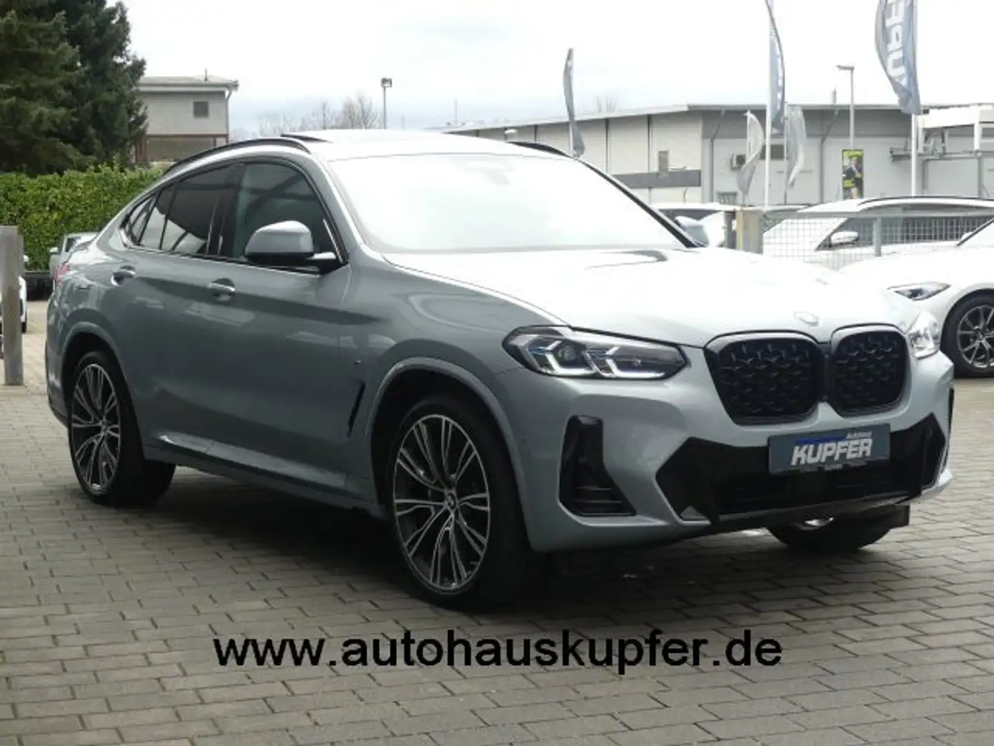 BMW X4 xDrive30d M Sportp. Pano°ACC Prof.°AHK°Laser Gris - 2