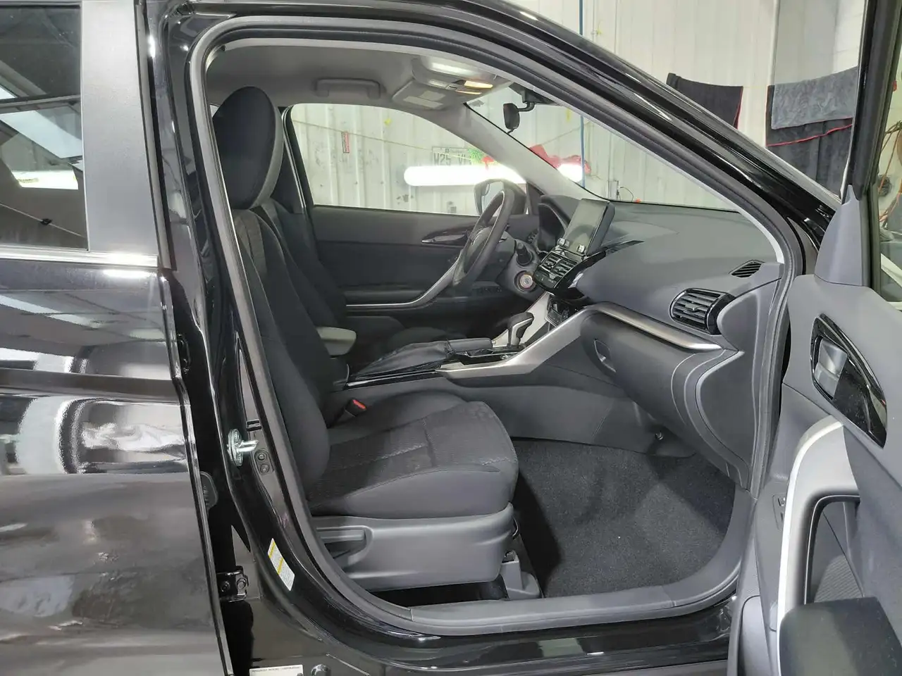 Mitsubishi Eclipse Cross снимка Mitsubishi Eclipse Cross