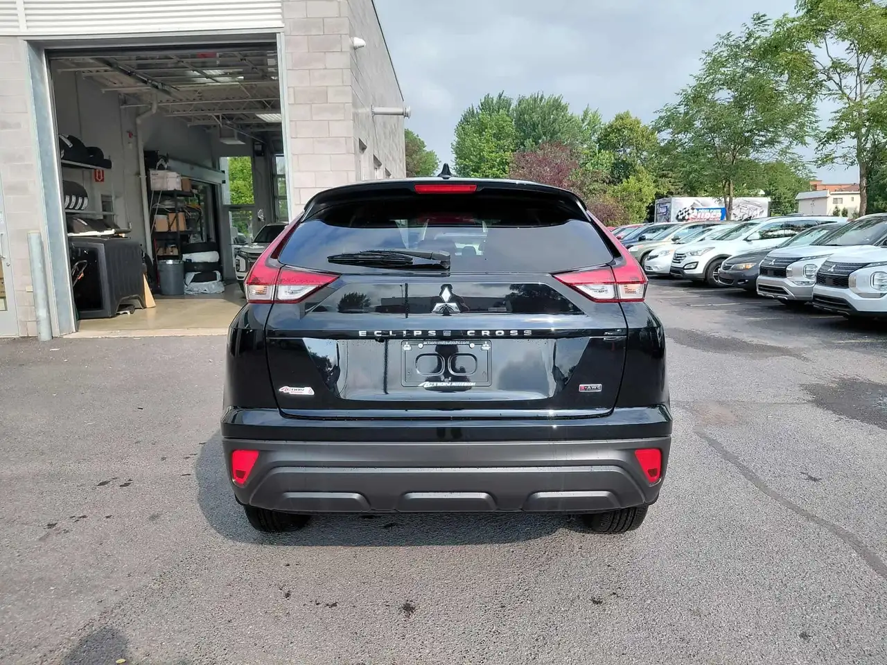 Mitsubishi Eclipse Cross снимка Mitsubishi Eclipse Cross