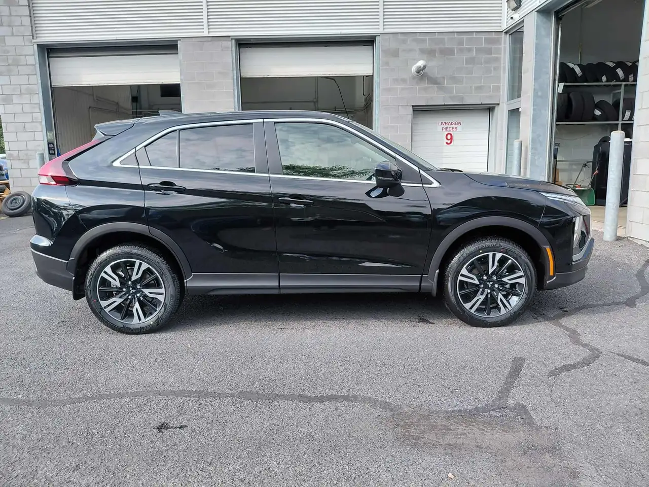 Mitsubishi Eclipse Cross снимка Mitsubishi Eclipse Cross