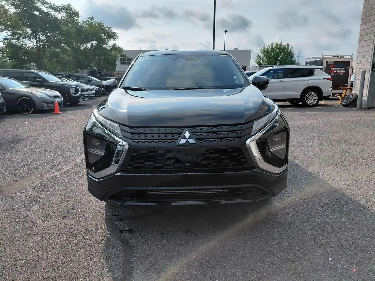 Mitsubishi Eclipse Cross снимка Mitsubishi Eclipse Cross