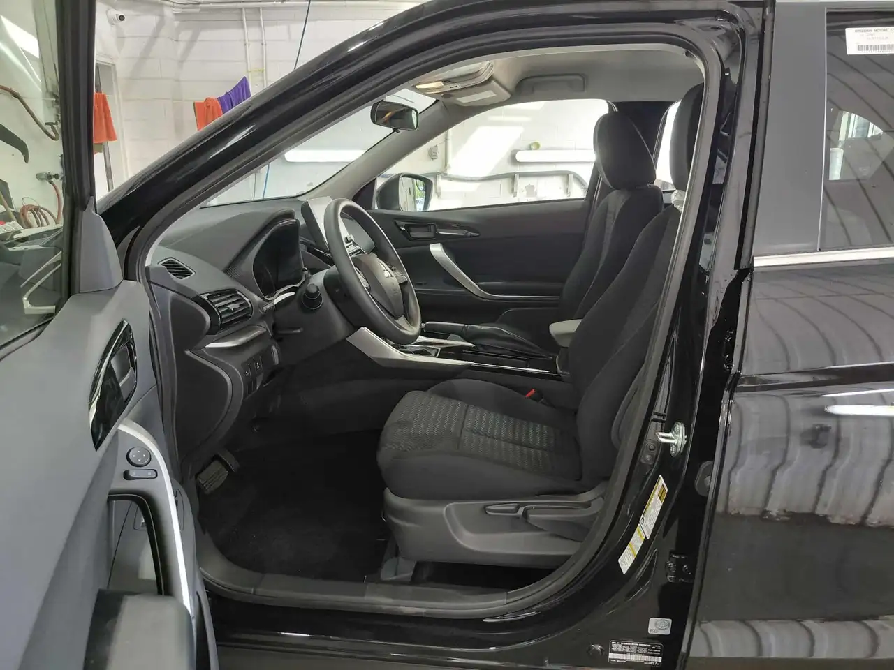 Mitsubishi Eclipse Cross снимка Mitsubishi Eclipse Cross