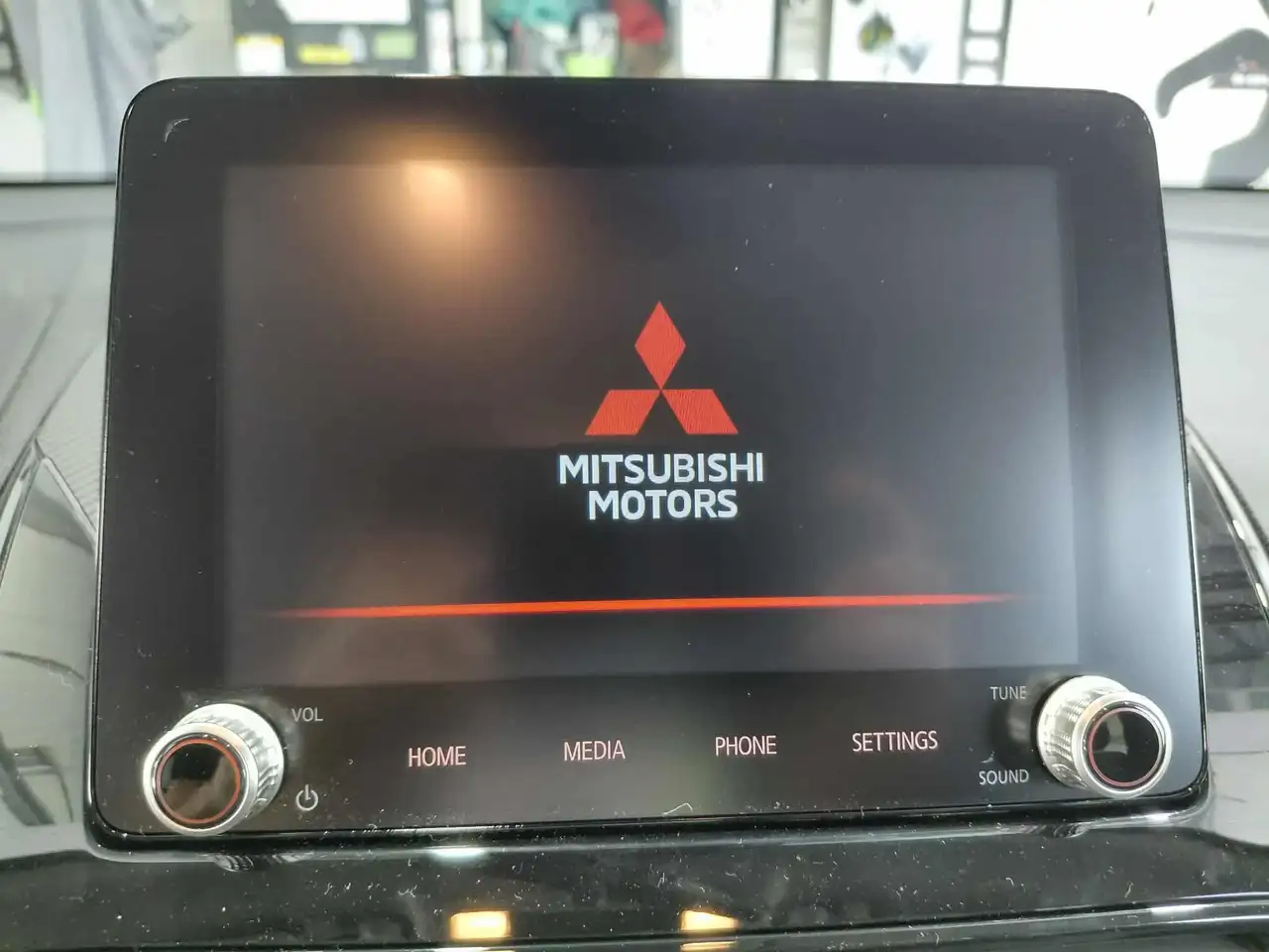 Mitsubishi Eclipse Cross снимка Mitsubishi Eclipse Cross