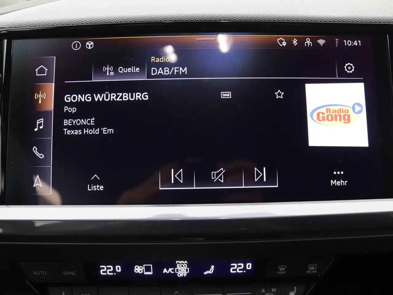 Audi Q4 e-tron S-Line edition 55 quattro / Pano, AHK 16