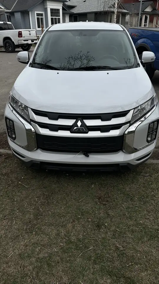 2025 Mitsubishi RVR