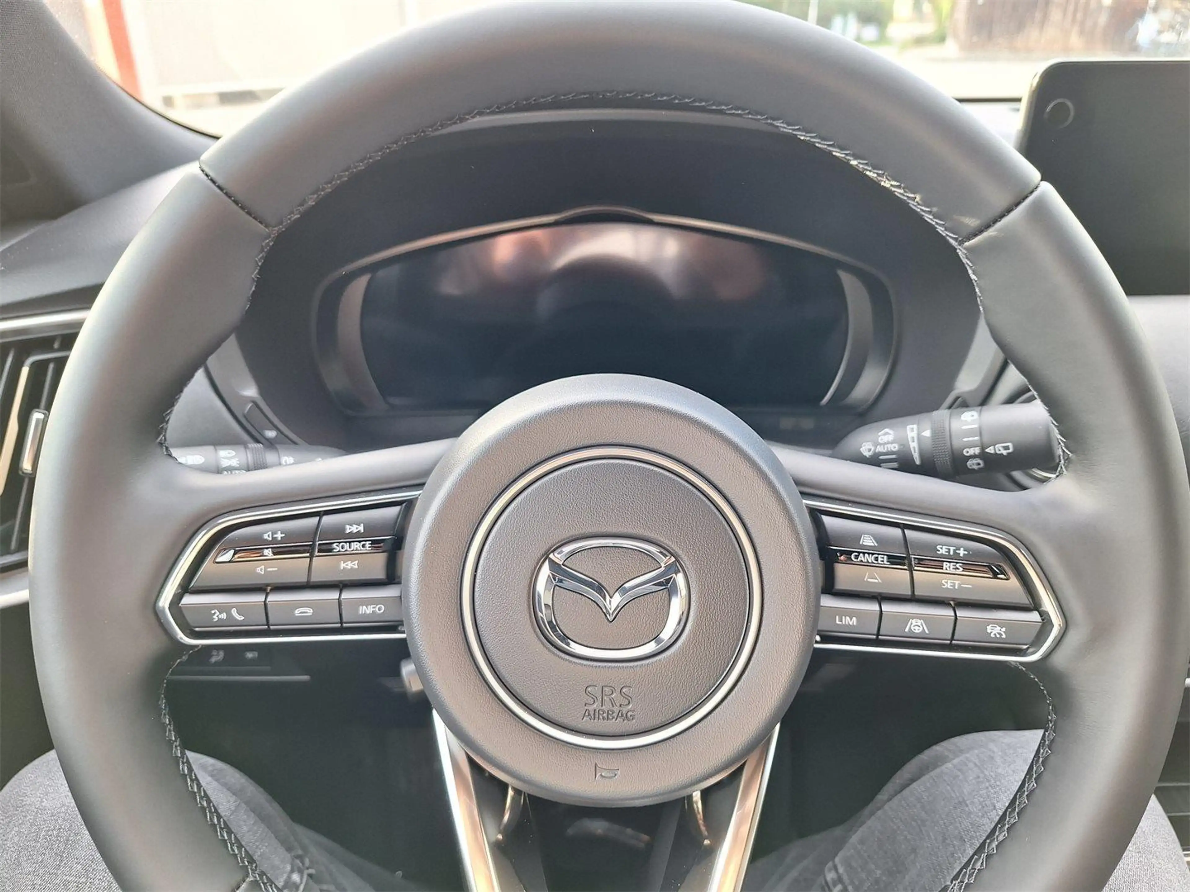 Mazda 2 06 Mazda CX-60 3.3L e-SKYACTIV D 54ps 8AT AWD H — photo 15