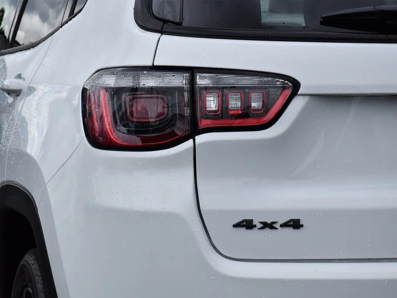 Jeep Compass photo Jeep Compass