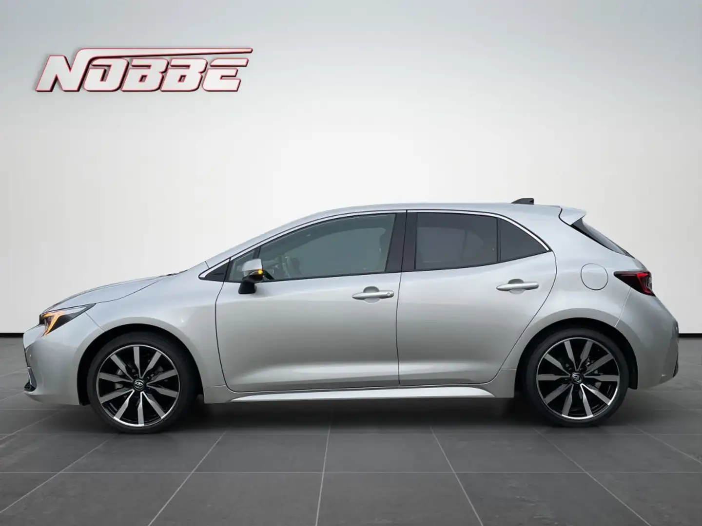 Toyota Corolla 2.0 Hybrid Lounge *Panorama+WKR+Matrix* Silber - 2