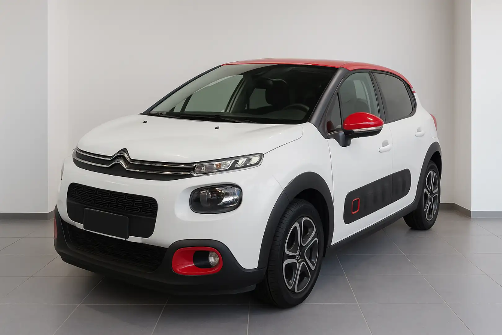 Citroen C3 1.6 bluehdi Shine s&s 75cv Wit - 2