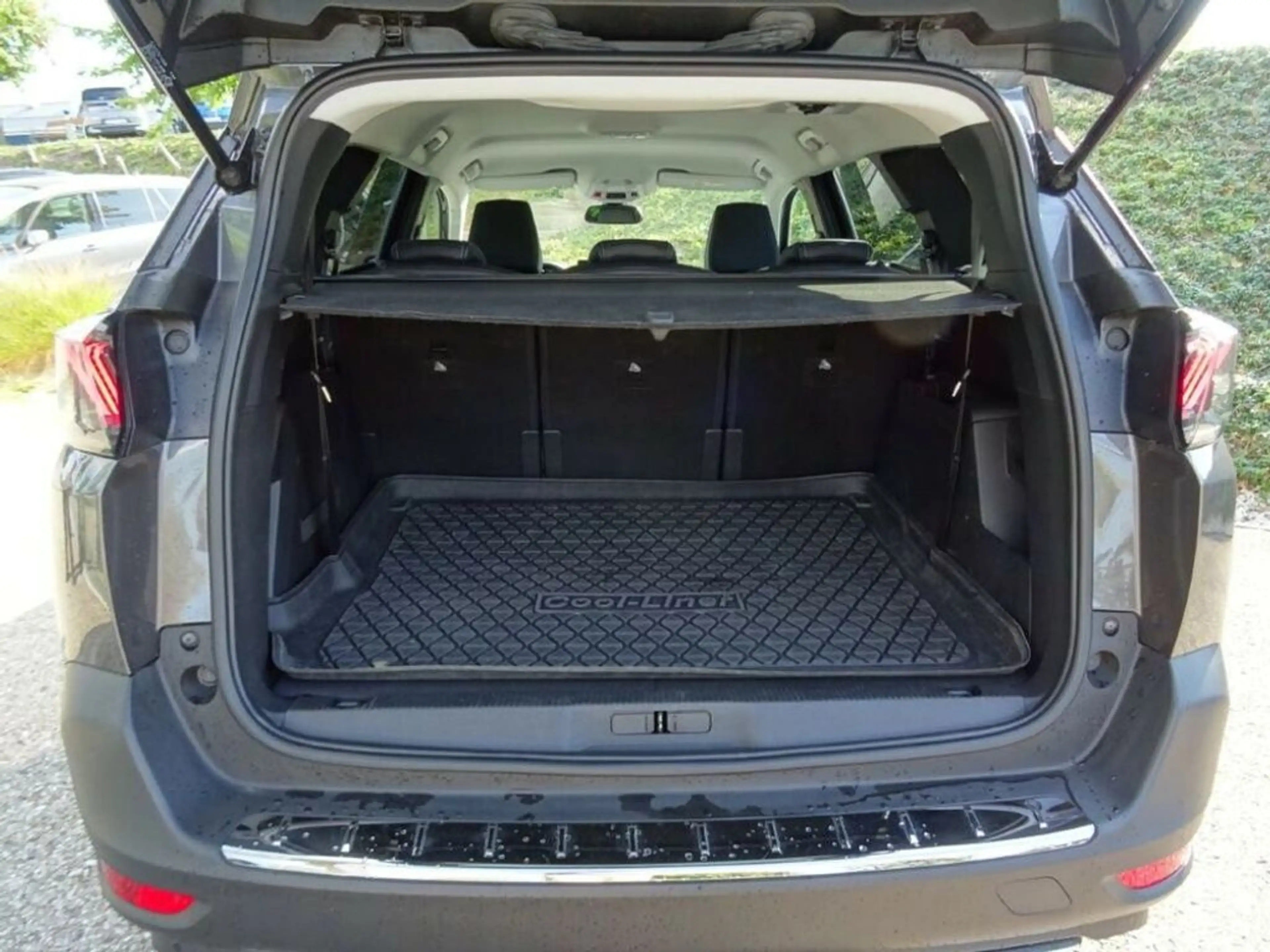 Peugeot 5008 Allure 1,5 BHDi EAT8 — photo 8