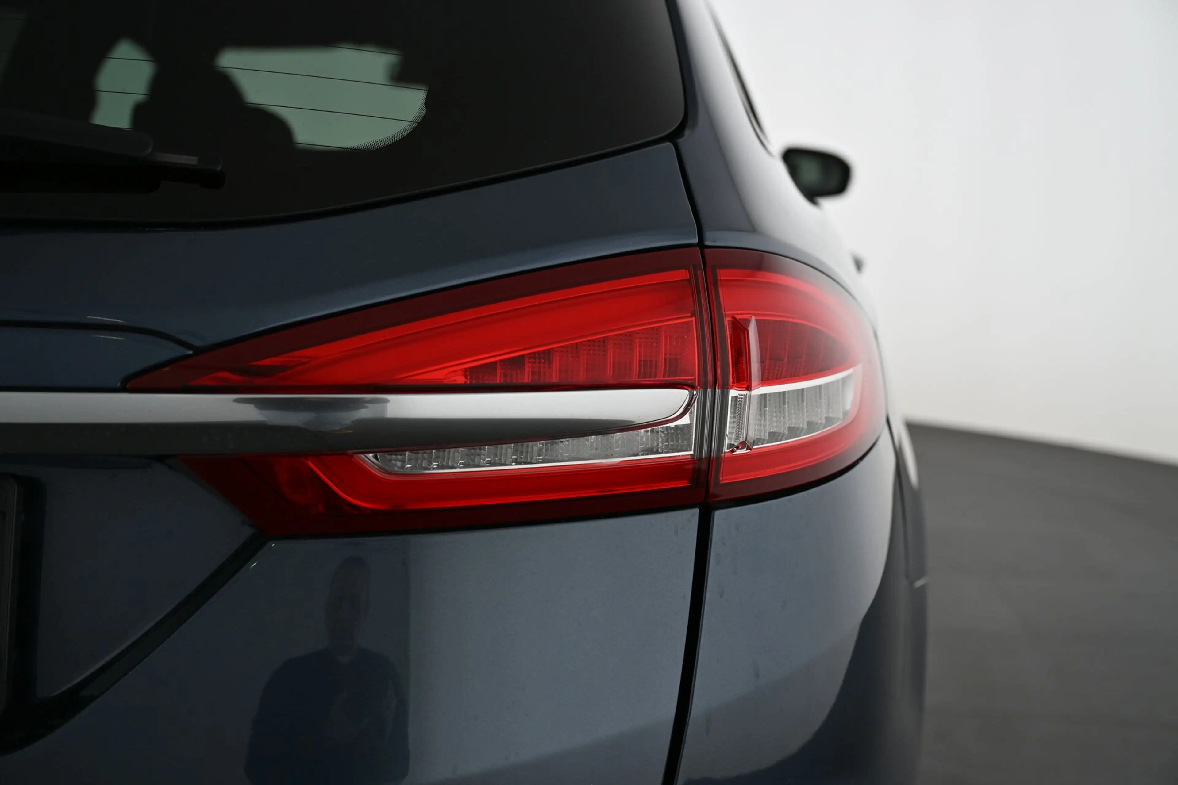 Ford Mondeo 2.0 TDCi 190HK ST-Line A8 SW Pickerl NEU — photo 14