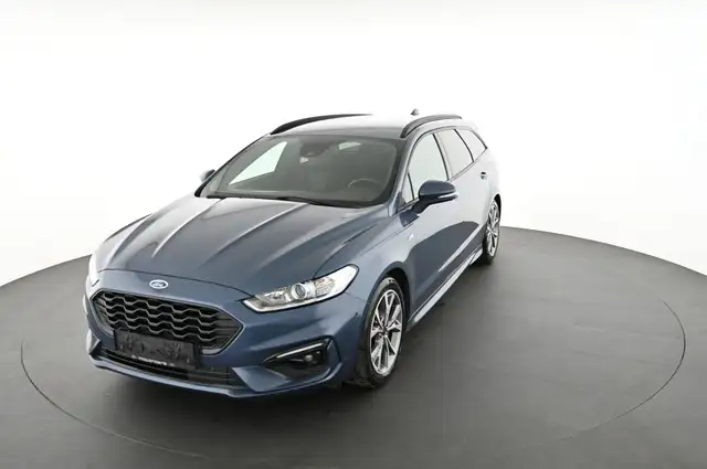Ford Mondeo view 11