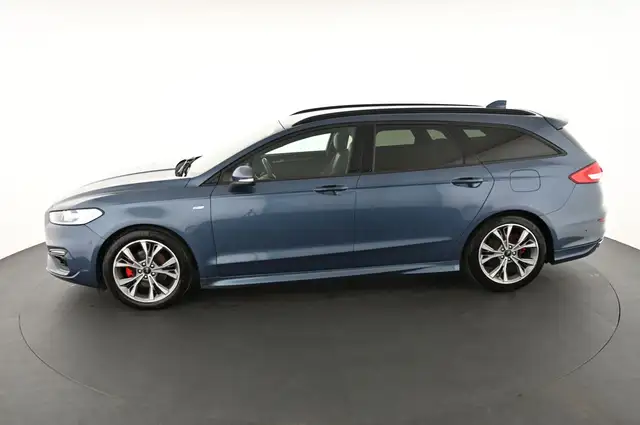 Ford Mondeo view 5