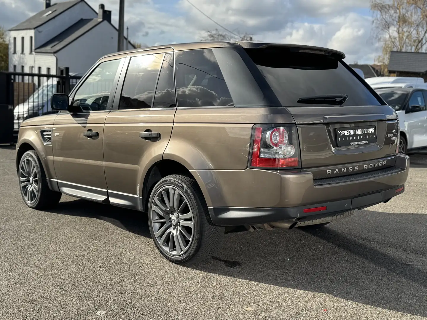 Land Rover Range Rover Sport 3.0 TdV6 HSE / EURO 5 / HARMAN KARDON / J. ALU 20" Brons - 2