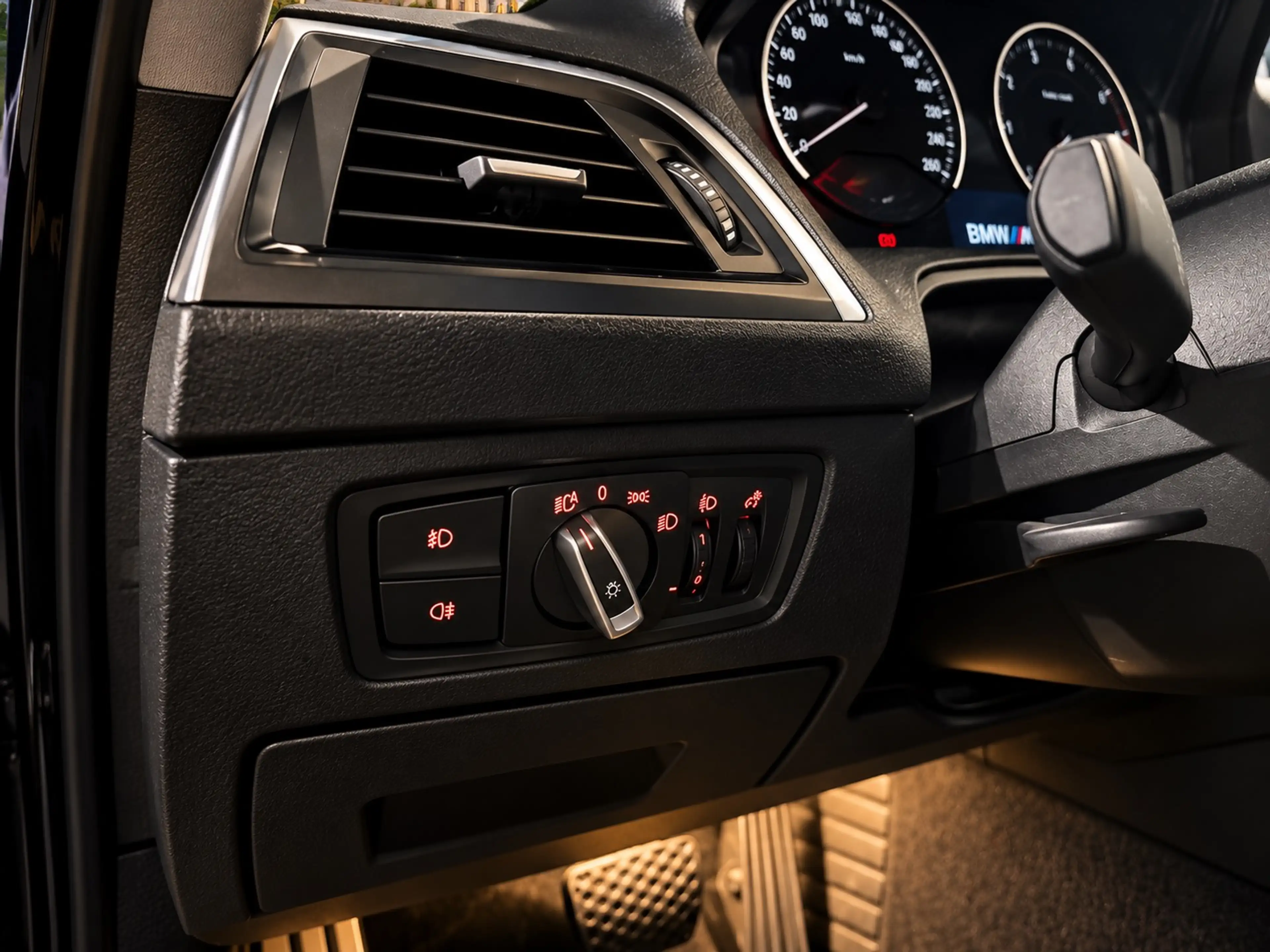 BMW 118 État neuf✅ boîte auto❗️ — photo 14