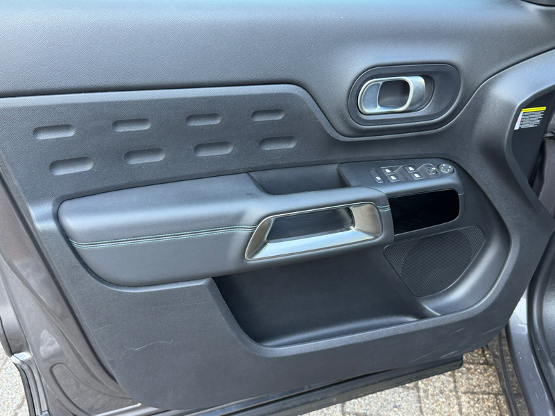 Citroen C5 Aircross 1.6 Plug-in Hybrid 225 Business 225 Pk | Navigatie — photo 14