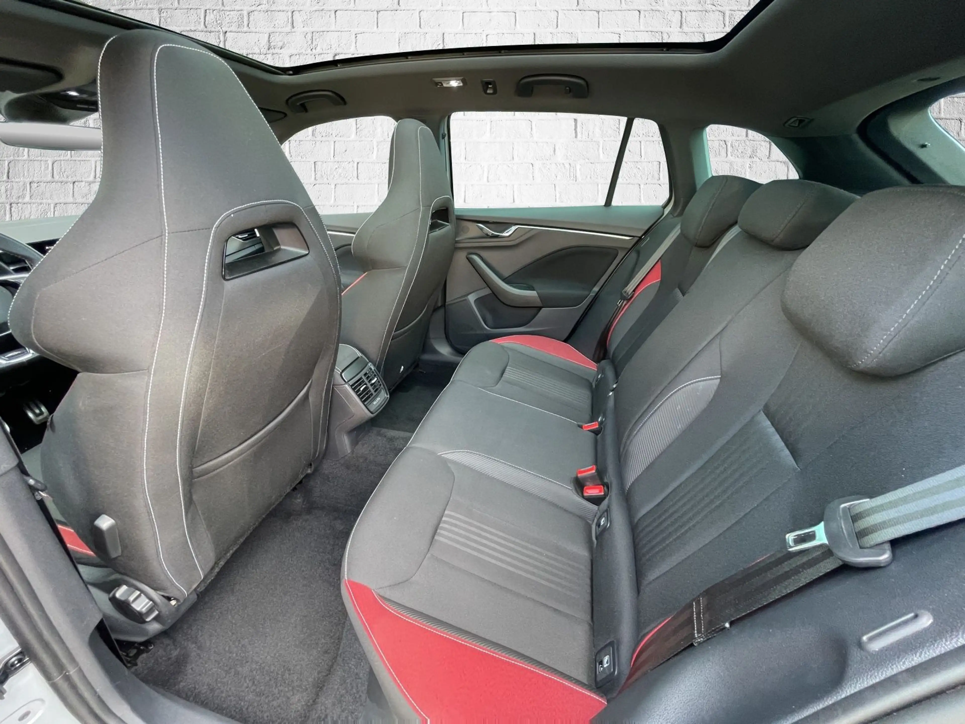 Skoda Scala 1.5 TSI Schalt - Monte Carlo ABT-Umbau — photo 12