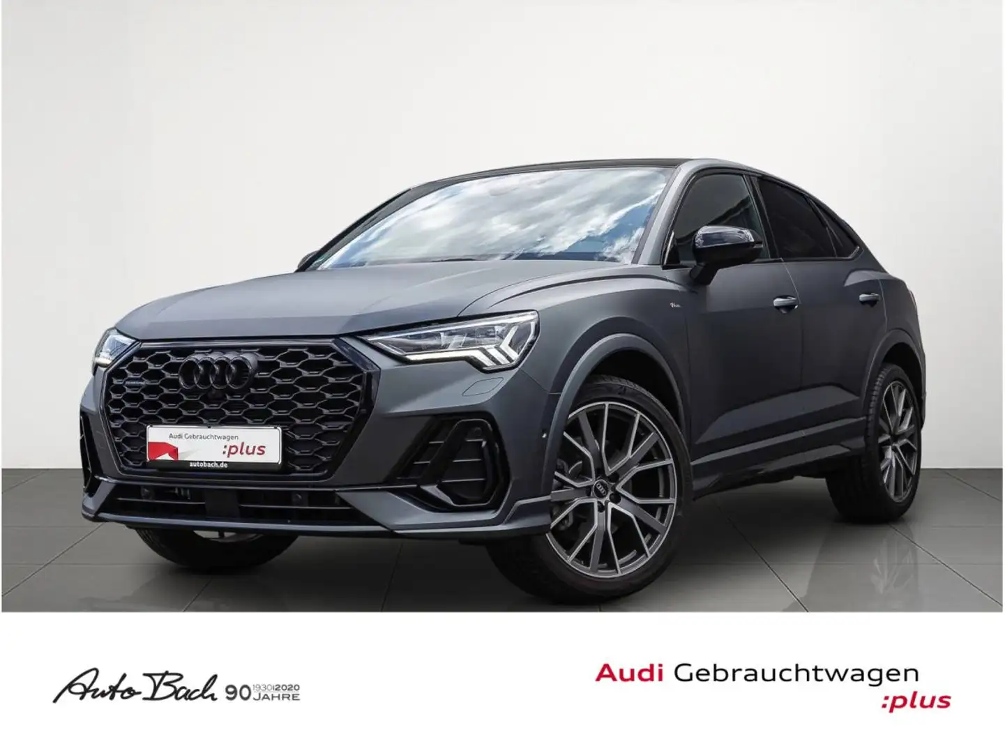 Audi Q3 S line 45TFSI qu Stronic Navi LED Panorama ACC AHK Grau - 1