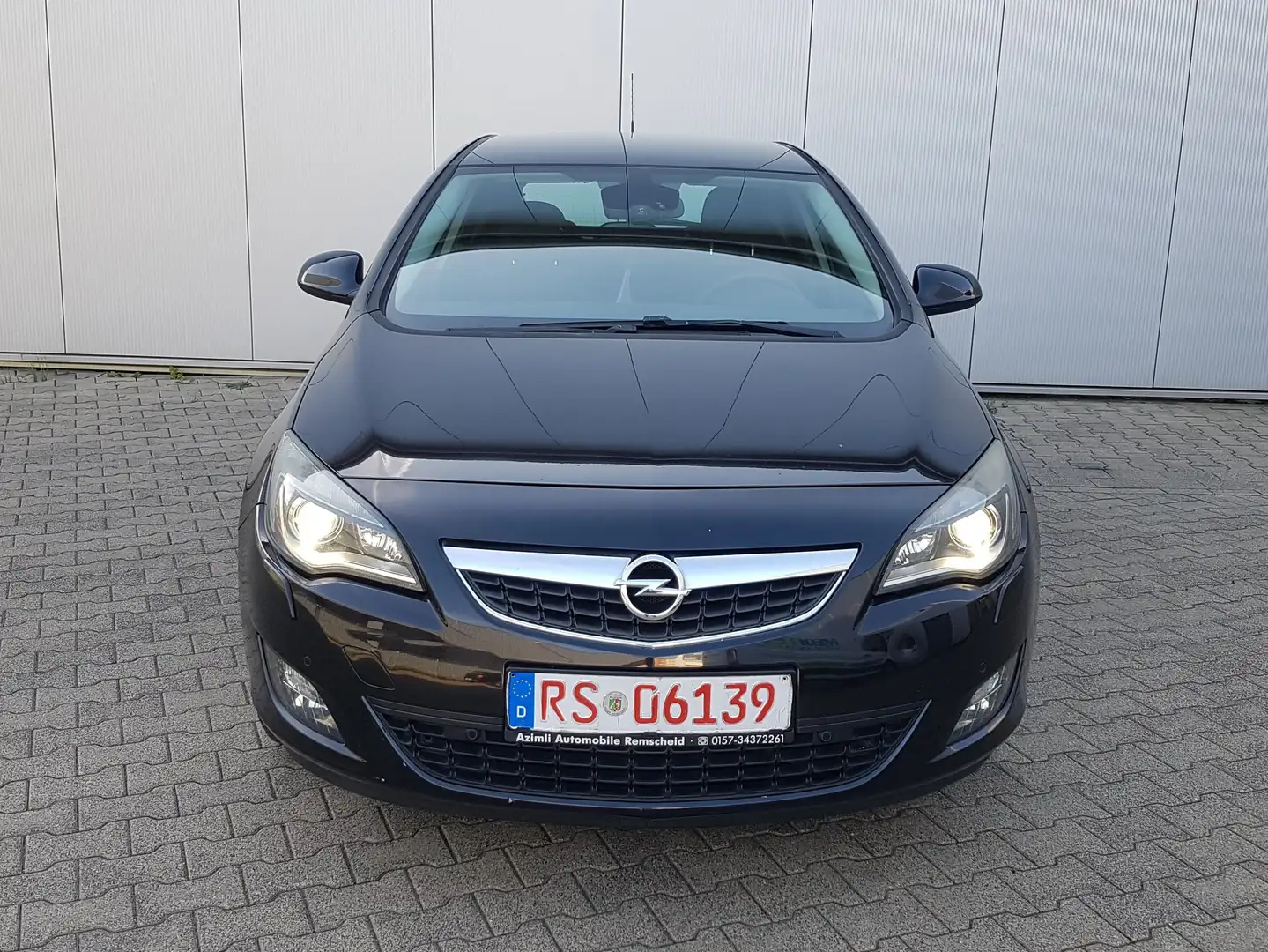 Opel Astra 1.6 Turbo Sport *179 PS/2XPDC/XENON/SITZHZ./ALU* Schwarz - 2