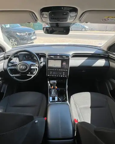 Hyundai Tucson view 4