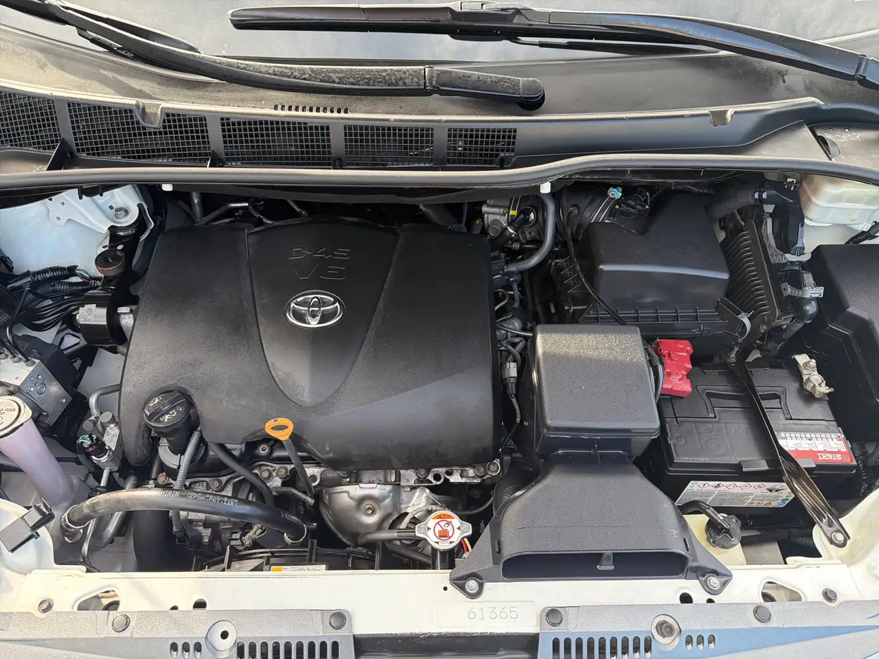 Toyota Sienna снимка Toyota Sienna