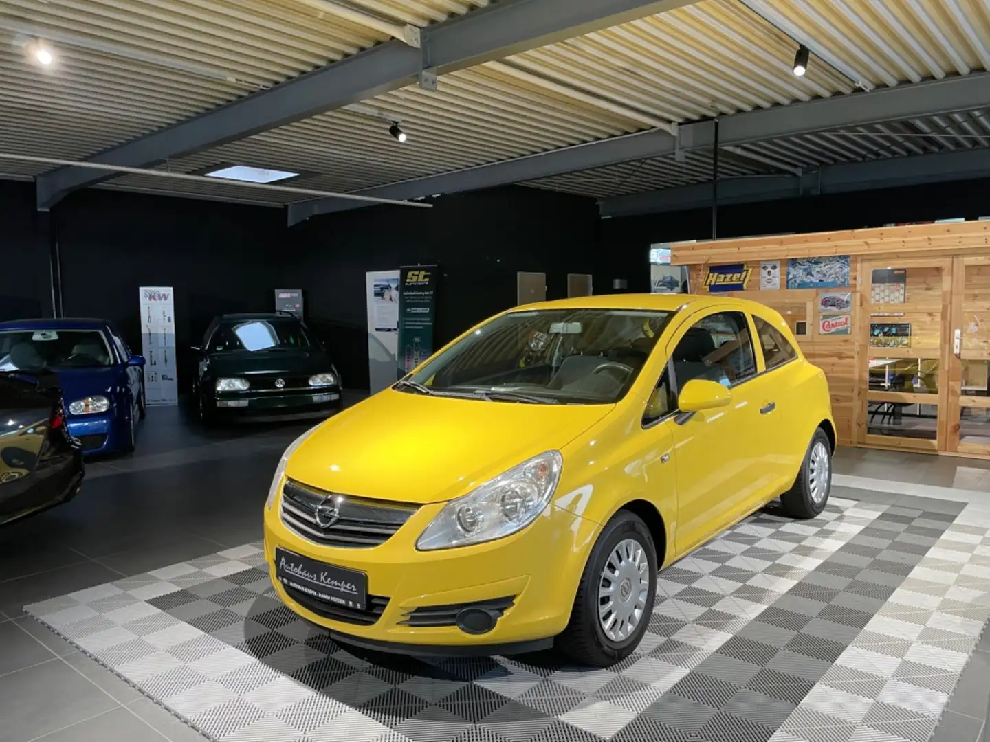 Opel Corsa D Selection "110 Jahre"*Klima*TÜV/Insp NEU Gelb - 1