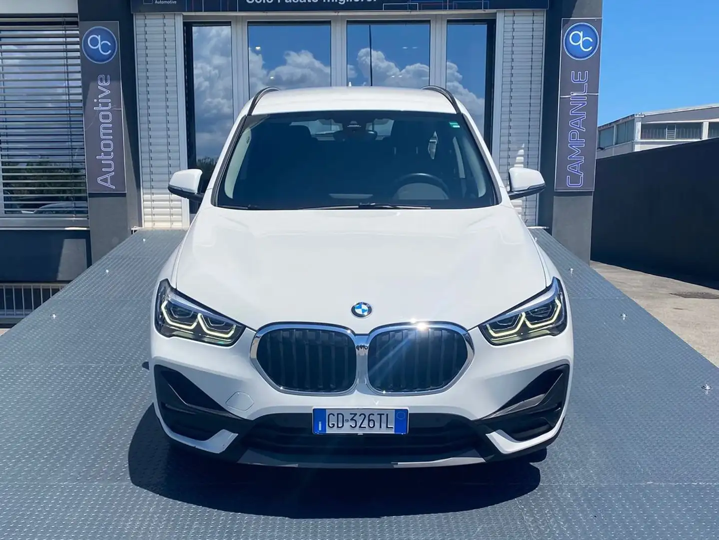 BMW X1 X1 xdrive25e Sport auto Blanc - 1