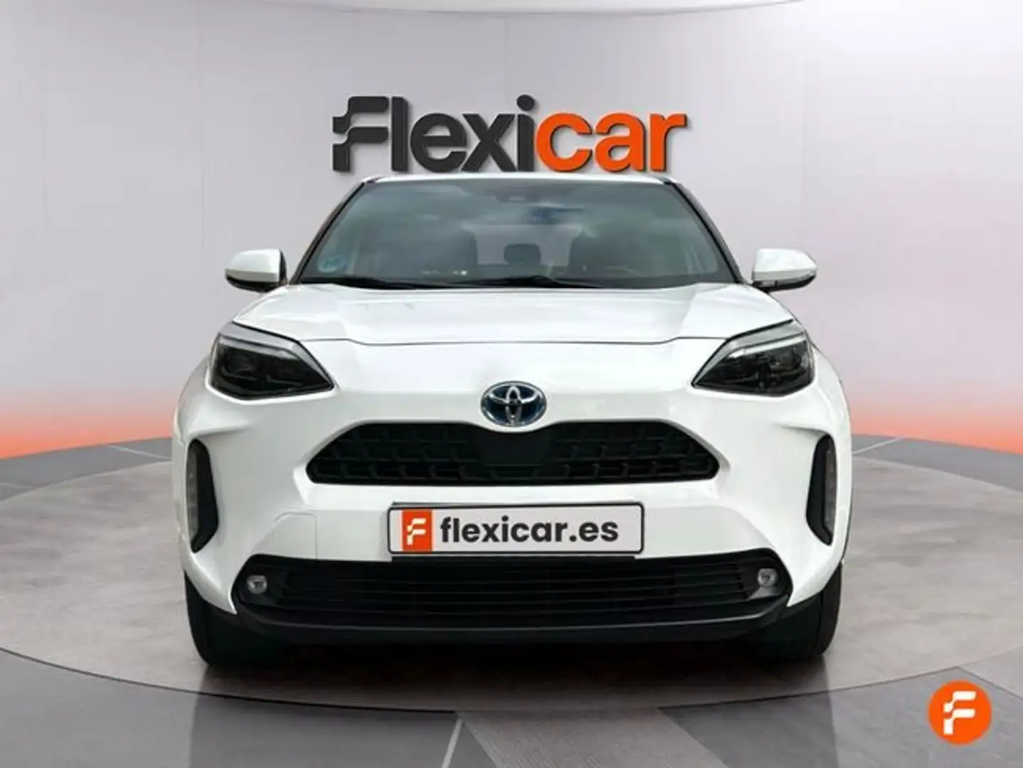 Toyota Yaris Cross 120H Active Tech Blanco - 2