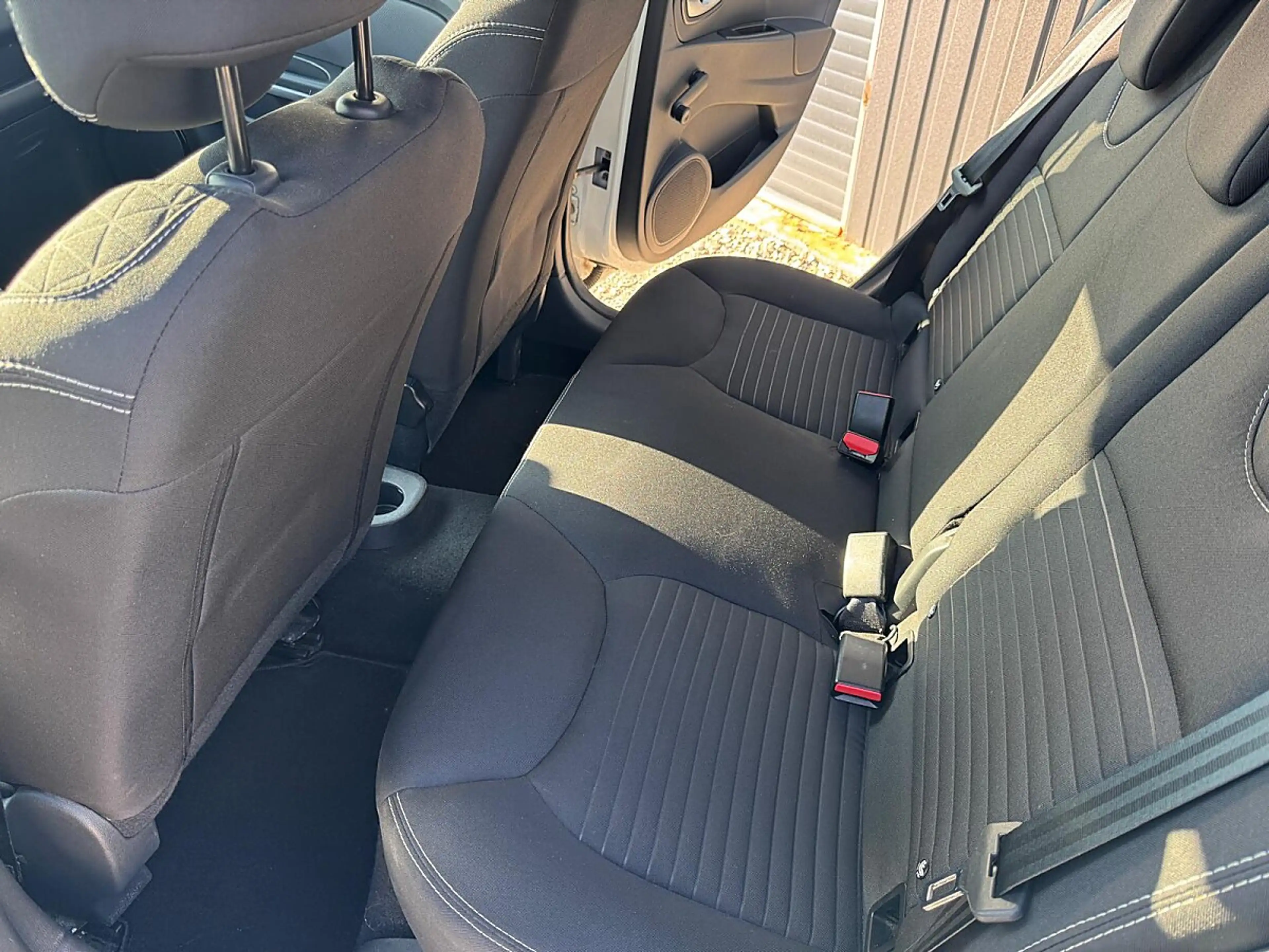Renault Clio IV 0.9 TCe 90 eco² Limited ENERGY — photo 12