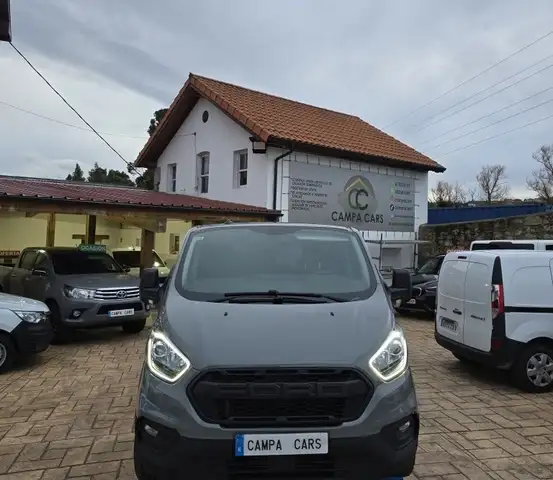 Ford Tourneo Custom 2.0 EcoBlue Trend 105
