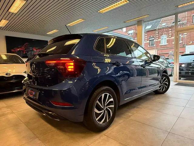 Volkswagen Polo view 9