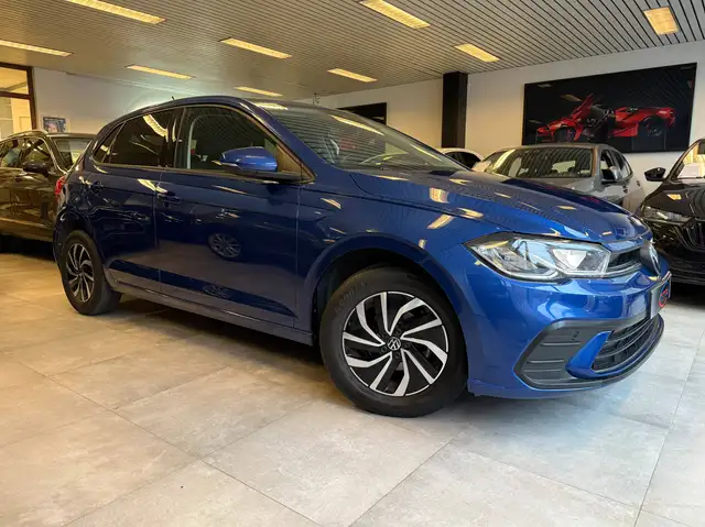 Volkswagen Polo view 5