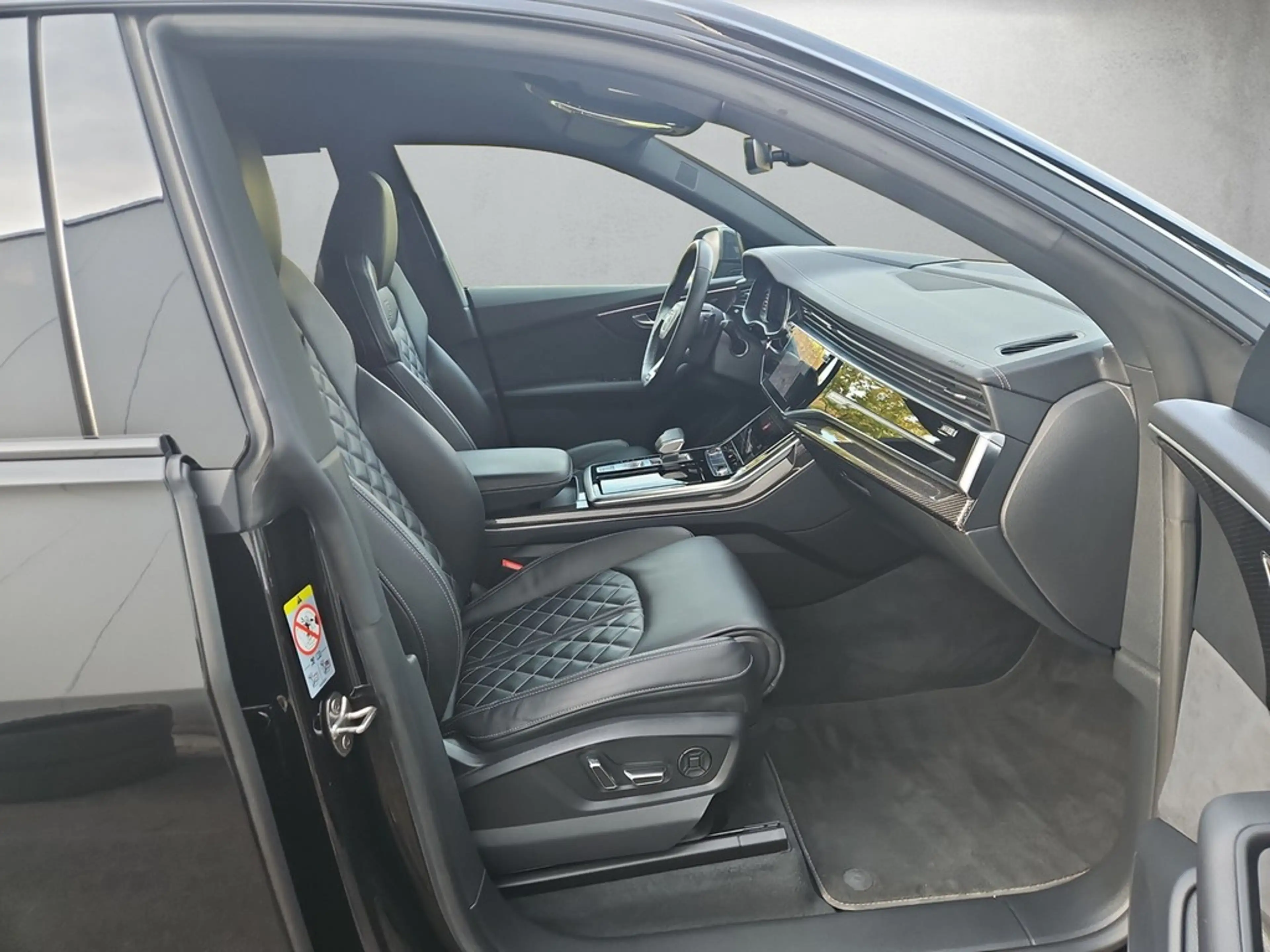 Audi SQ8 4.0 TFSI quattro tiptronic *Matrix*B&O*HUD* — photo 13